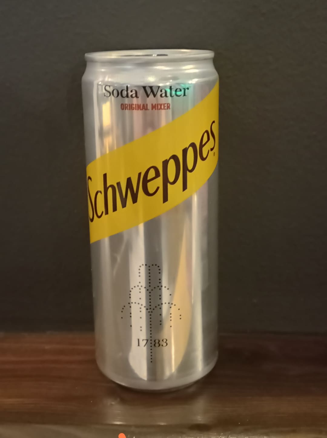 Schweppes soda 330ml